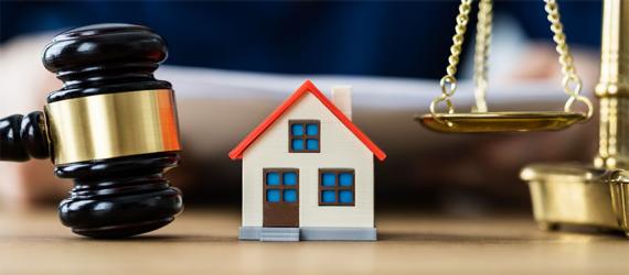 Richterhammer, Modellhäuschen, Waage