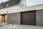 Moderner Garagenbau mit integriertem Eingangsbereich
