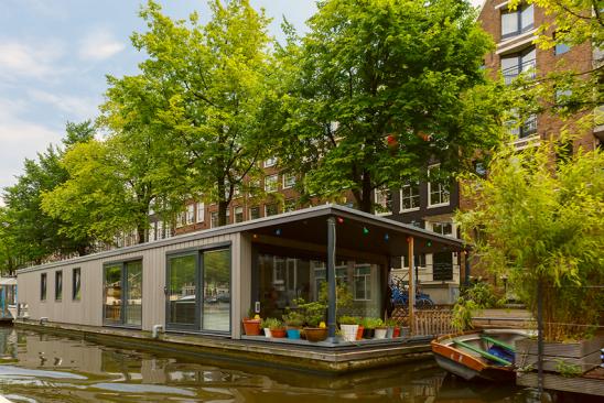 Hausboot bauen: Wohnen auf dem Wasser Hausboot bauen: Wohnen auf dem Wasser
