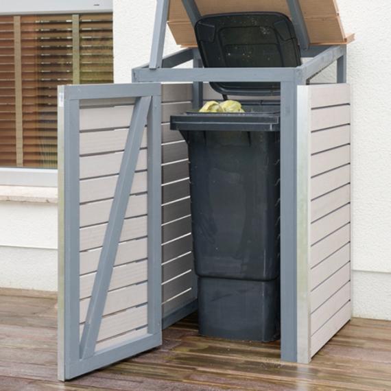 Mülltonnenbox selber bauen: Endzustand mit offenem Deckel und Tür