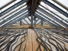 Bio-Solarhaus: Schläuche auf dem Dachboden speichern Sonnenenergie