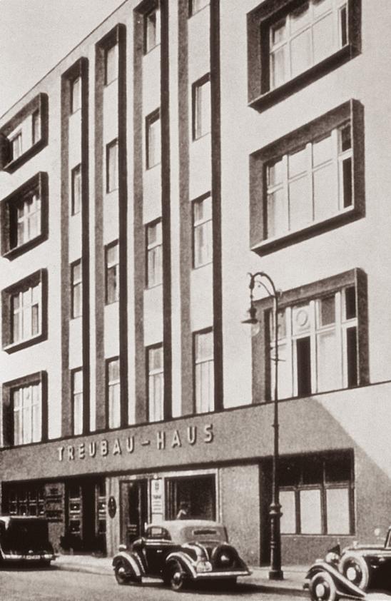 Im Jahr 1934 wird der Firmensitz in das Treubau-Haus in Berlin verlegt 