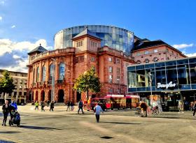 Christopher Merkl: Baufinanzierung & Bausparen in Mainz