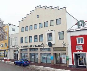 Dennis Stelzl: Baufinanzierung & Bausparen in Velden