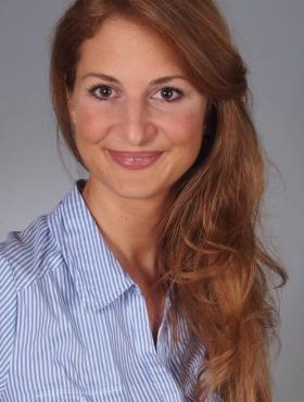 Sarah Marissa Strauß: Baufinanzierung & Bausparen in Kernen