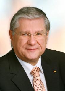 Alfred Sklenarz 01522 / 2685032 Donaustauf