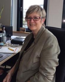 Bettina Trommer-Böck 01522 / 2686007 Dortmund