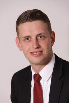 Clemens Schütze 01522 / 2685807 Greußen