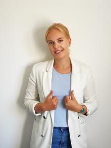 Dana Keller 01522 / 2685027 Grimma