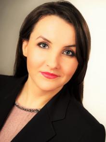 Elena Gopp 01522 / 2686922 Frankfurt am Main