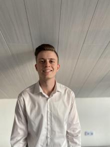 Florian Müller 01522 / 2685074 Kirchhain