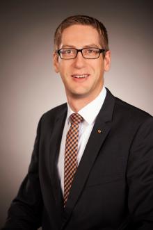 Florian Schnaars 01522 / 2687061 Achim