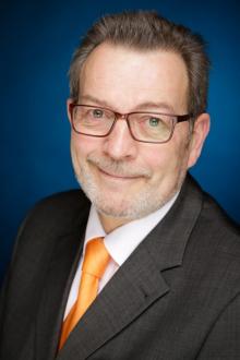Harry Vieler 01522 / 2683011 Essen