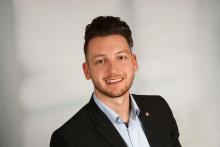 Jan-Paul Ullsperger 01522 / 2684472 Gießen