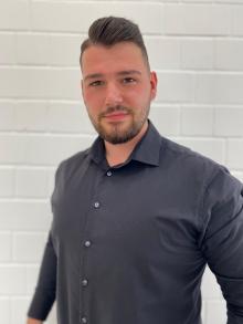 John-Maikel Treichel 01522 / 2685250 Erfurt