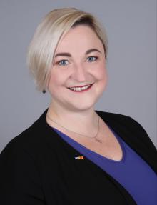 Julia Weber 0152 / 22684396 Bergisch Gladbach
