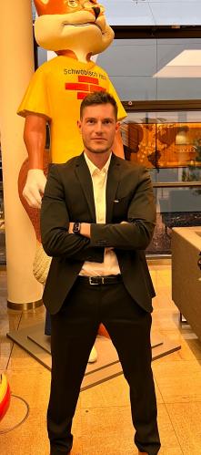 Lukas Frech 01522 / 2686578