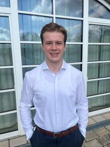 Niklas Ramadani 01522 / 2684431 Lonsee 