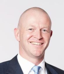 Oliver Kowaczek 01522 / 2684393 Freising
