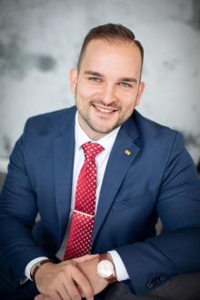 Robert Riffer-Frank 01522 / 2684389 Gemünden