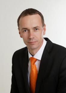 Sandro Schnoor 03841 / 4402131 Wismar
