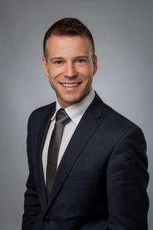 Sebastian Sturm 01522 / 2684257