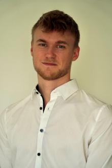 Simon Schattenkirchner 01522 / 2684697 Haiming 