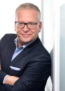 Stefan Tomaschewski 01522 / 2683402 Hamburg