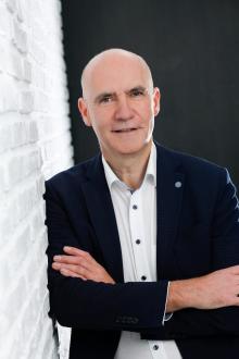 Tino Schachtschneider 0172 / 3716661 Dresden