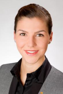 Tanja Riebe 01522 / 2686563 Wiesbaden