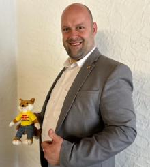 Tobias Decker 01522 / 2684416 Korbach 