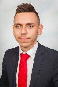 Tom Thiele 01522 / 2683909 Hamburg