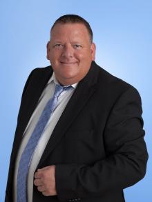 Tony Büttner 01522 / 2684456 Kirchberg