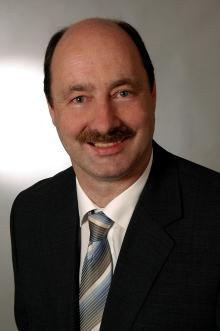 Werner Fritsch 01522 / 2684386 Marburg