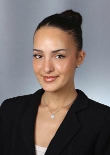 Zeynep Aksu 01522 / 2686920 Eresing