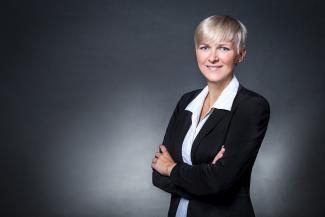 Carolin Niedziella: Baufinanzierung & Bausparen in Berlin