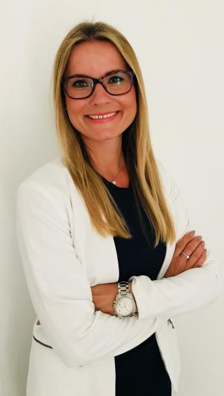 Mara Bernhardt: Baufinanzierung & Bausparen in Kämpfelbach