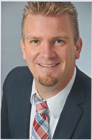 Martin Schäpertöns: Baufinanzierung & Bausparen in Moers
