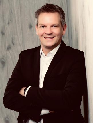 Mirko Hille: Baufinanzierung & Bausparen in Oberschleißheim