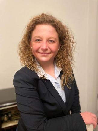 Nicole Matz: Baufinanzierung & Bausparen in