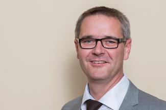 Simon Kern: Baufinanzierung & Bausparen in Egling